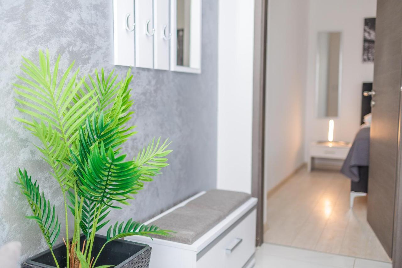 Apartment Ema ซาดาร์ ภายนอก รูปภาพ