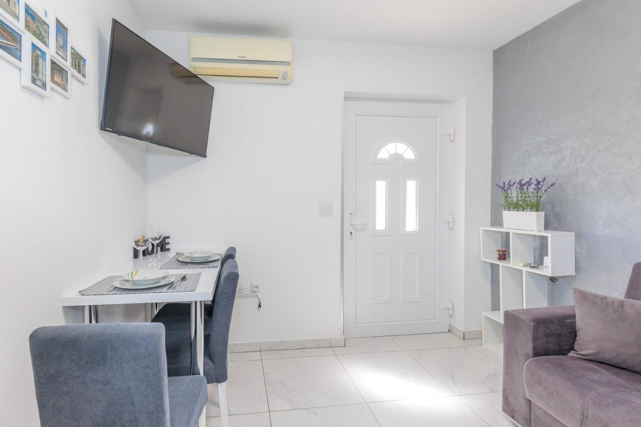 Apartment Ema ซาดาร์ ภายนอก รูปภาพ